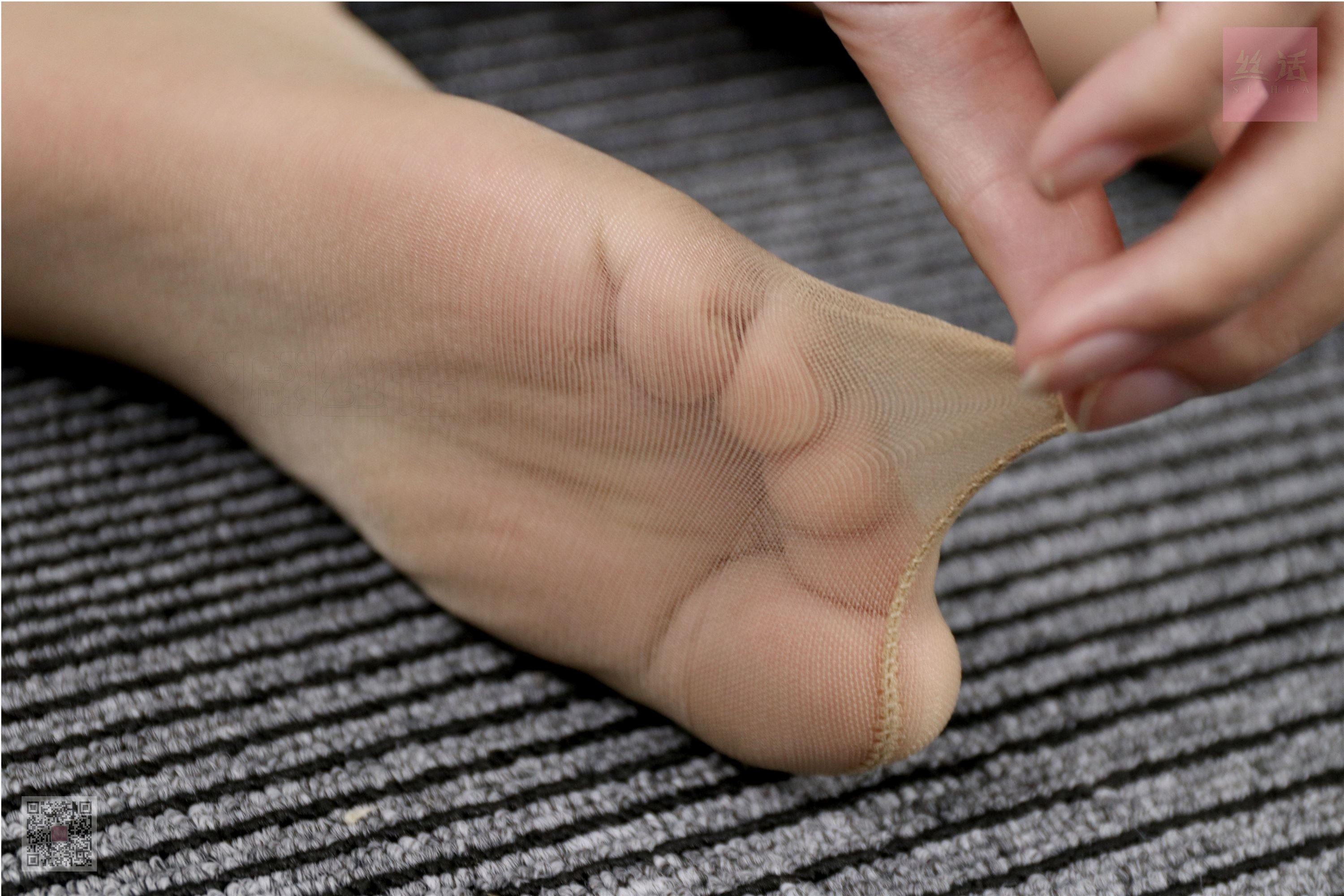 SiHua思话  SH011 可乐 妆台女郎